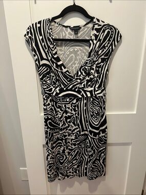 Banana Republic Black & White Printed Jersey Dress